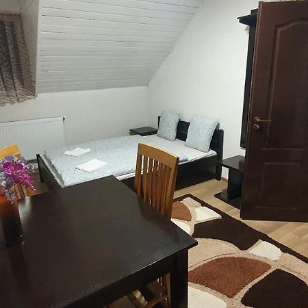 Appartement Apartman House à Odorheiu Secuiesc Extérieur photo